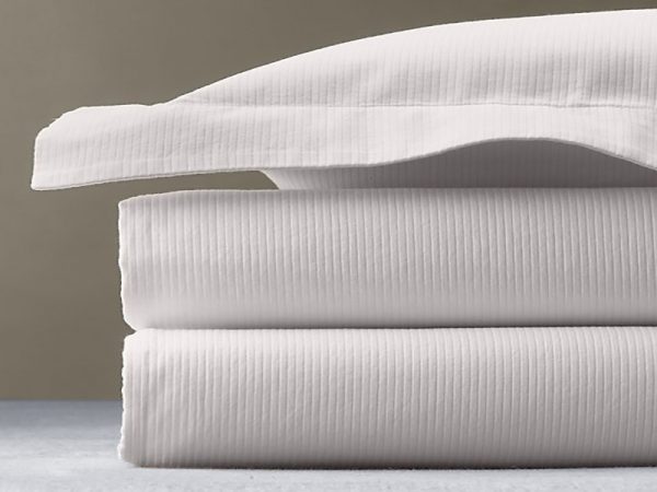 Colchas Meer - Estilo punta cuadrada -